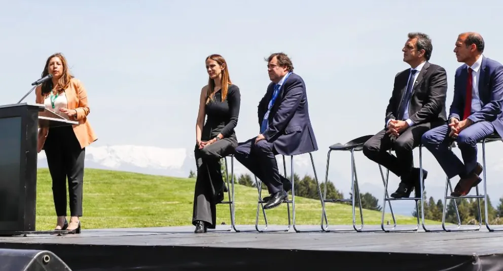 La gobernadora Carreras y Massa anunciaron la obra de ALIPIBA II