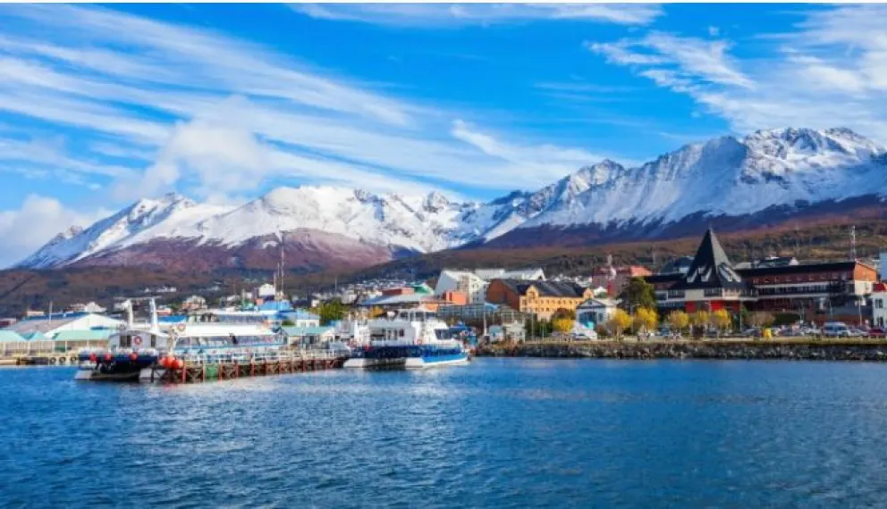 China presiona a la Argentina para construir una base naval en Ushuaia