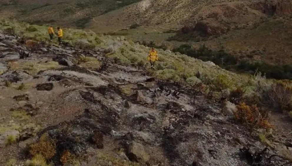 Fue contenido el incendio en Alto Chubut