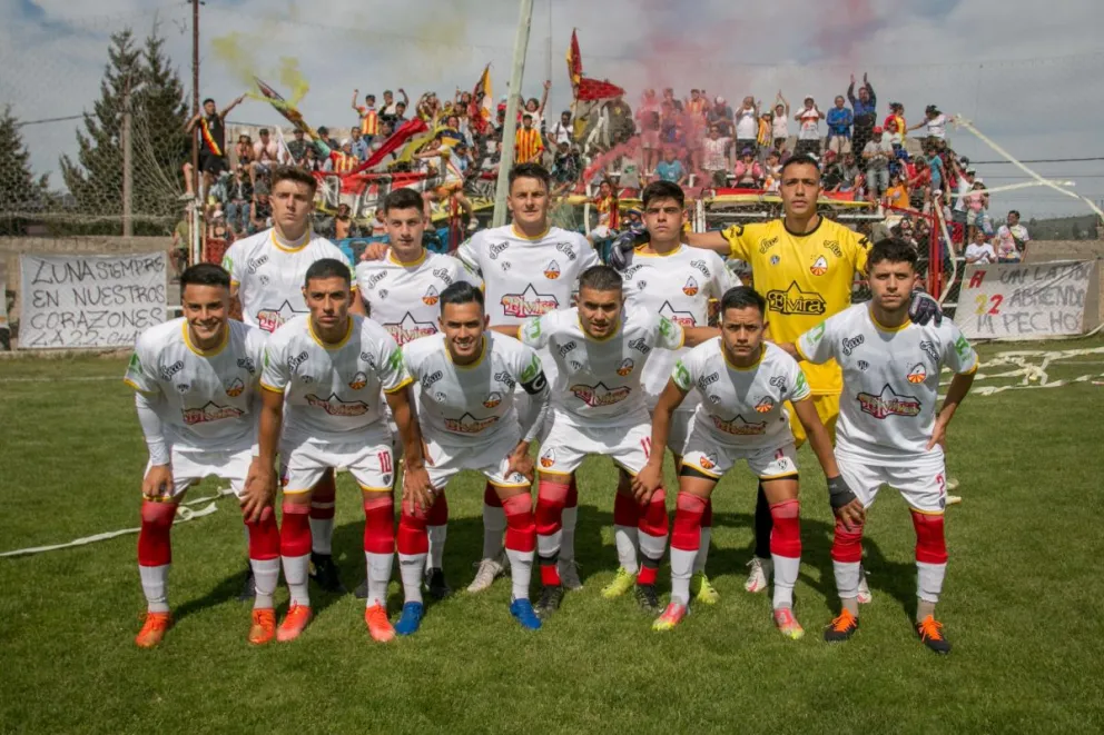 Cruz del Sur recibe a Centenario