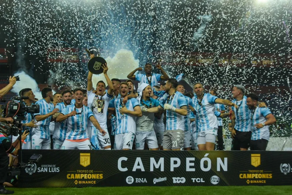 Racing se quedó con el Trofeo de Campeones en una insólita final
