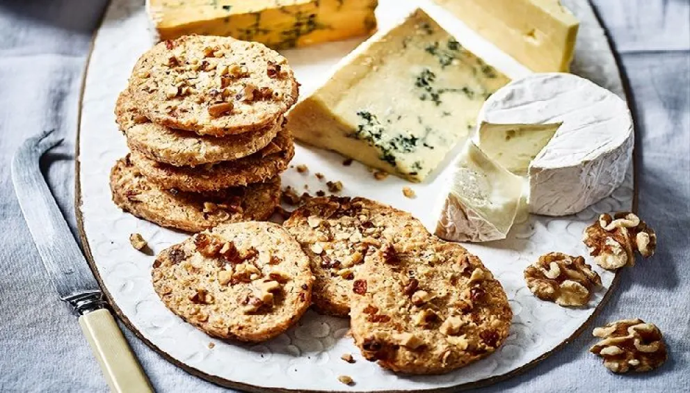 Galletitas de roquefort y nuez, para tener listas en solo, ¡20 minutos!