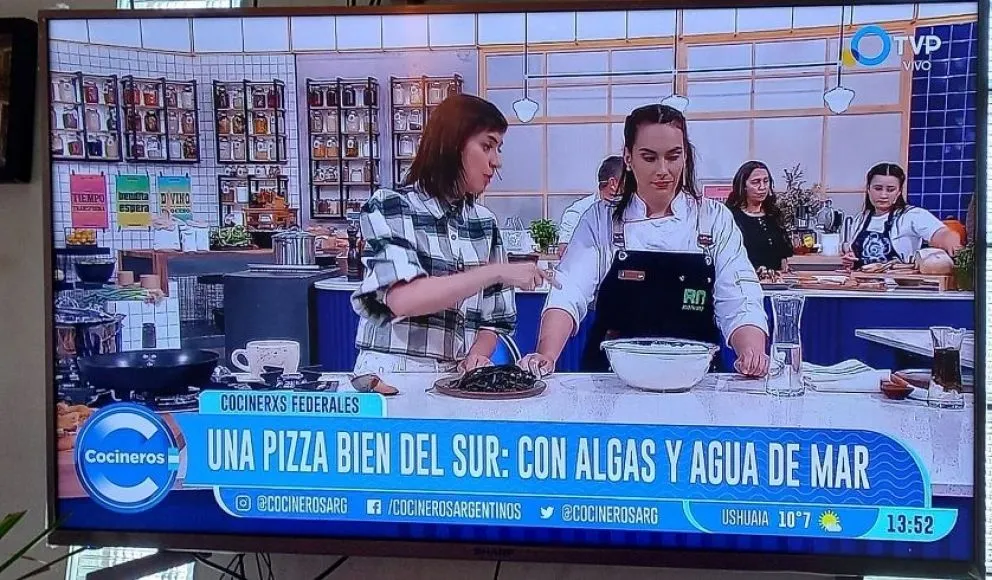 Pizza con algas, mariscos y agua de mar: la receta de la rionegrina Ailín Fogwill en Cocineros Argentinos