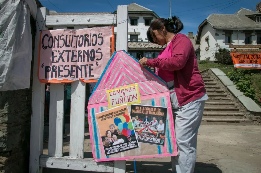 Desde el Ministerio de Salud detallaron cómo se compone el salario de un trabajador residente