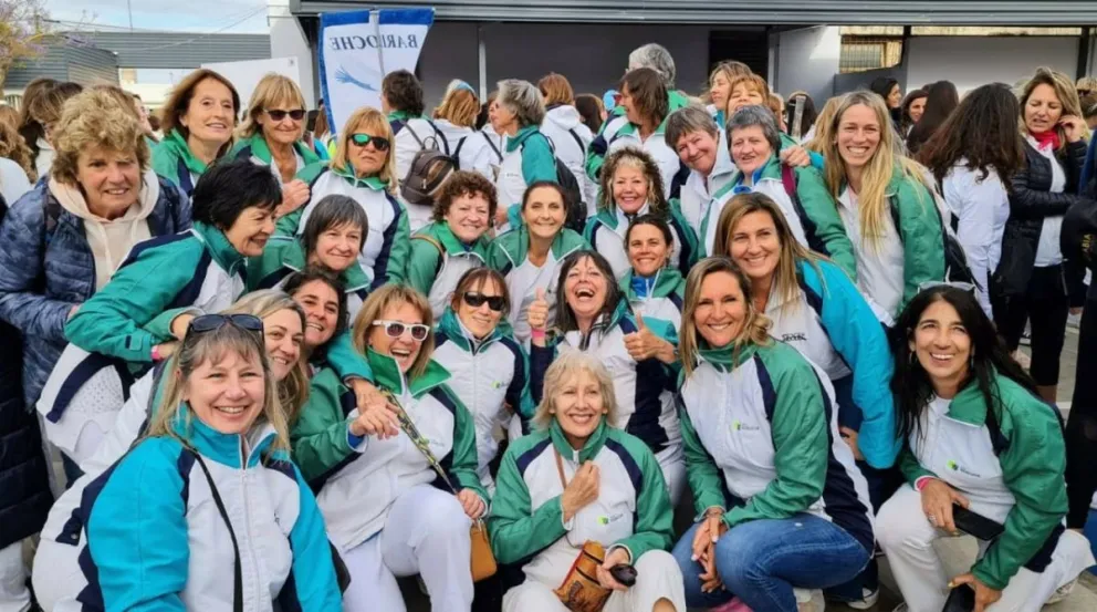 Las chicas dejaron el tenis barilochense bien arriba