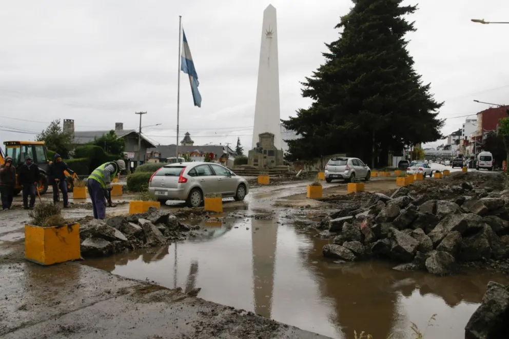 En 15 días se finalizaría la repavimentación de 500 metros sobre avenida Bustillo