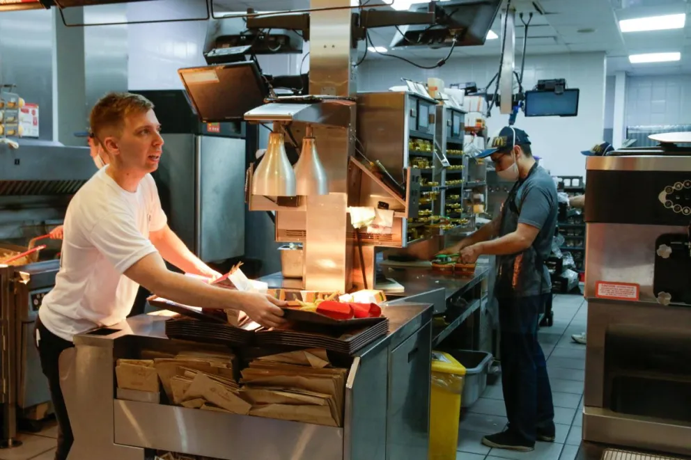 McDonald's espera superar la venta de doscientos mil Big Mac para donar lo que se recaude