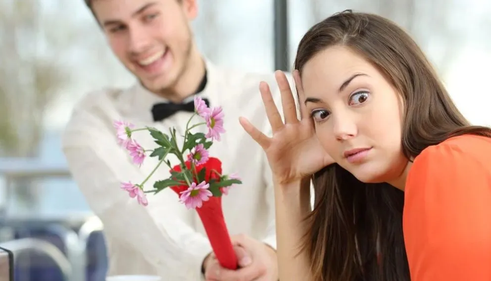 Necesitan su espacio: los signos del zodiaco que tardan más en enamorarse