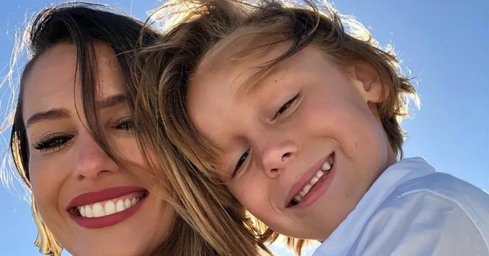 El tremendo cambio de look que le hizo Pampita a su hijo Benicio Vicuña