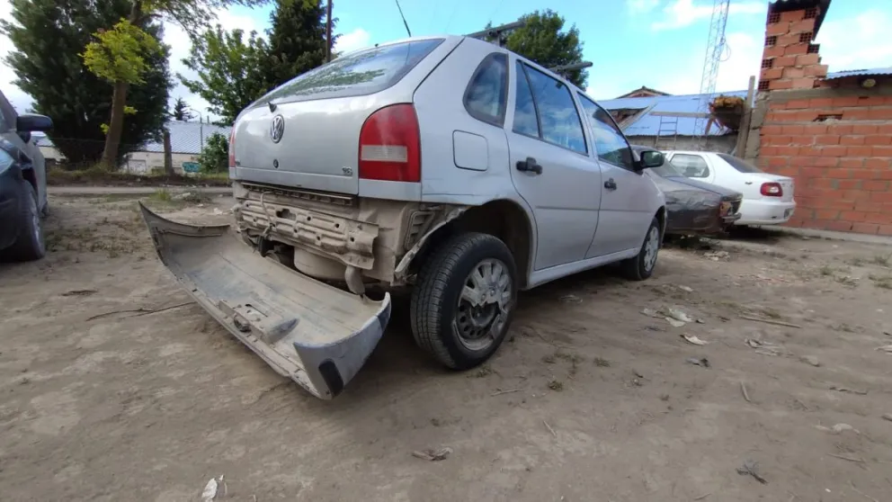 Dos personas con heridas de gravedad tras fuerte choque en calle La Paz