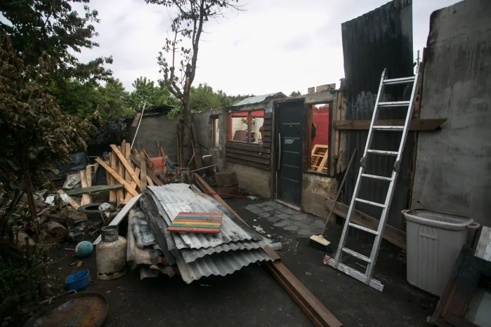 "Perdí el esfuerzo de toda mi vida", el relato de uno de los vecinos afectados por el incendio de Virgen Misionera