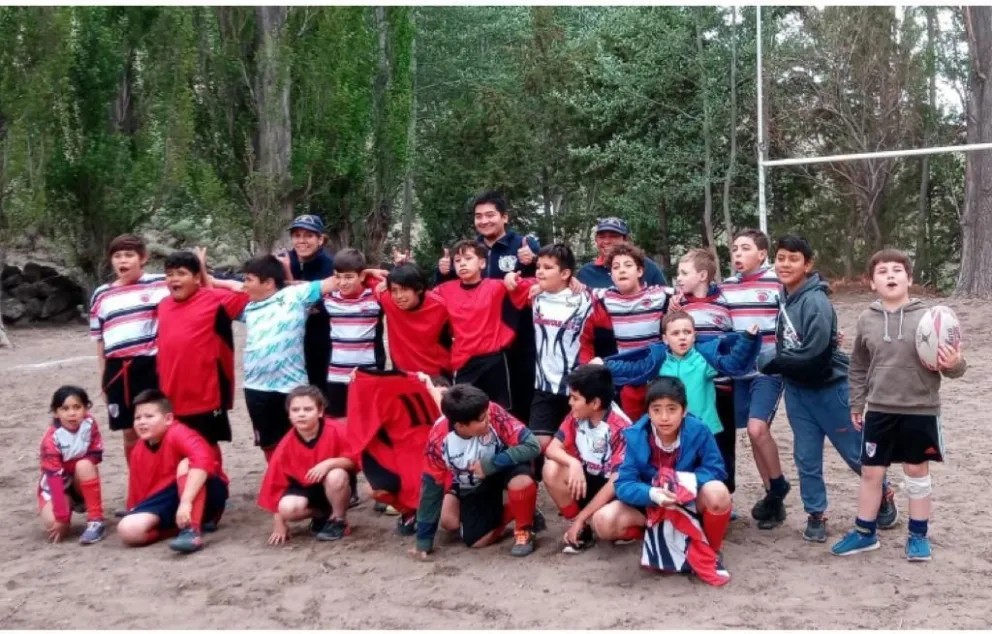 Chicos de BRC disfrutaron de una gran jornada en Jacobacci