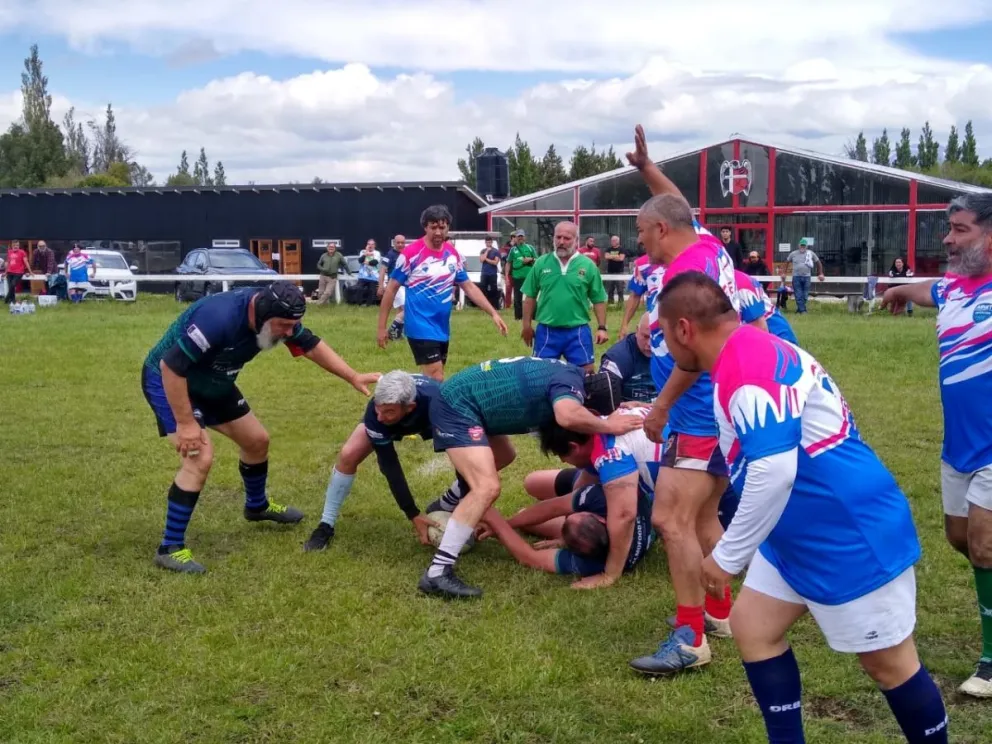 Gran convocatoria en un encuentro internacional de veteranos de rugby