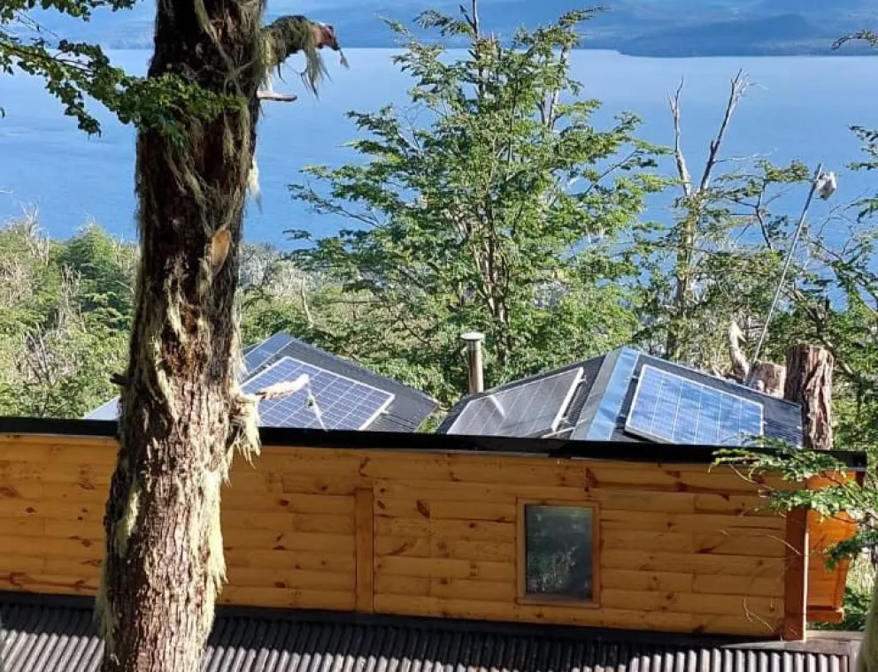 Allanaron y detectaron ocupación “VIP” con riesgo de derrumbe en Cerro Otto