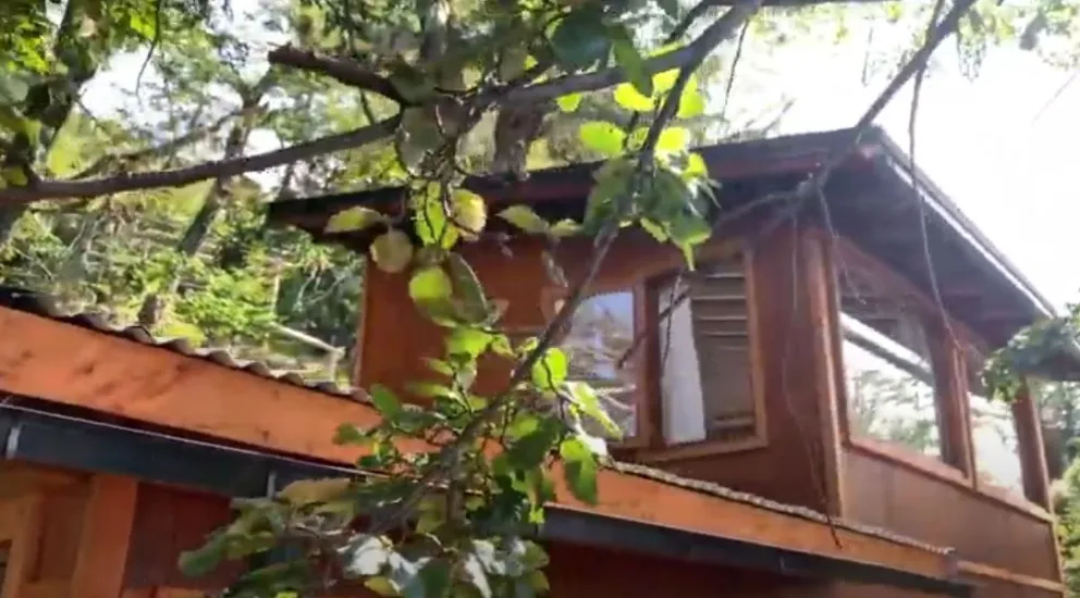 Así se promocionaba el complejo de cabañas ilegales sobre la cota 900