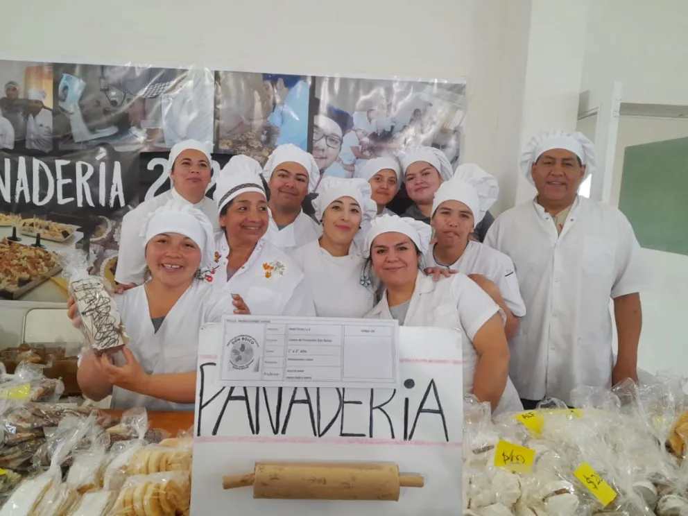 Interesante muestra de talleres del CET 28 junto al CFI Don Bosco