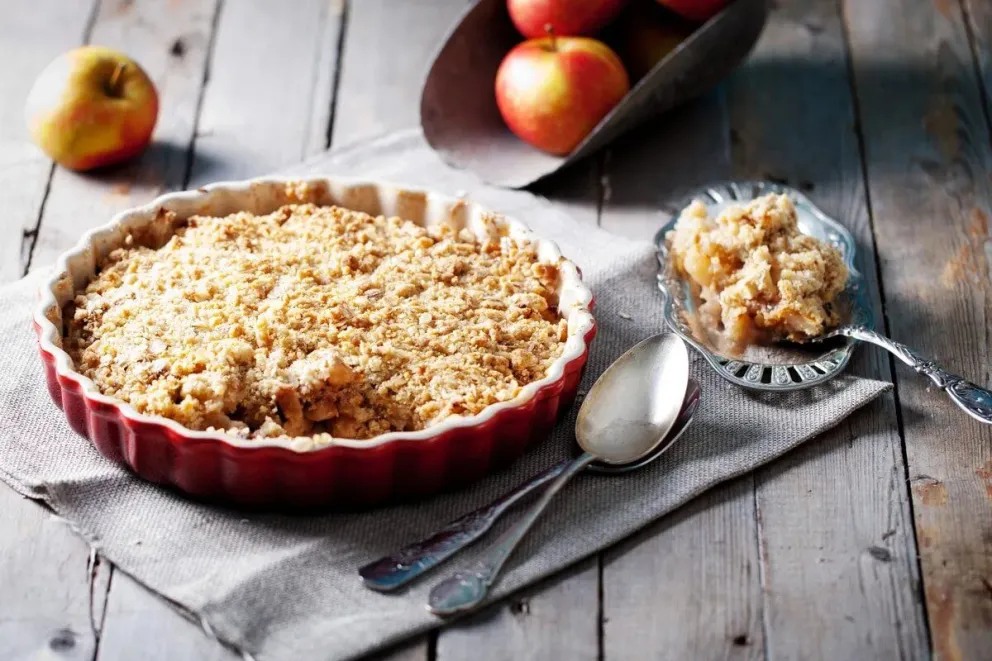 Cómo hacer crumble de manzana con avena: queda delicioso