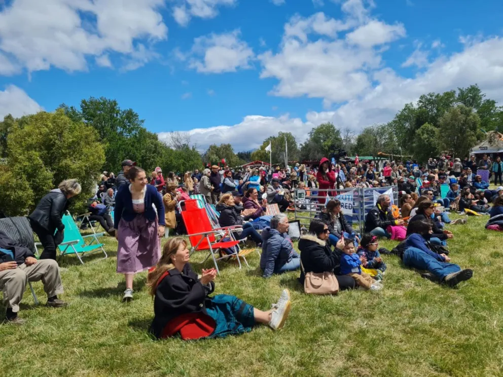 Hermoso día para disfrutar de la última jornada de la Fiesta de las Colectividades
