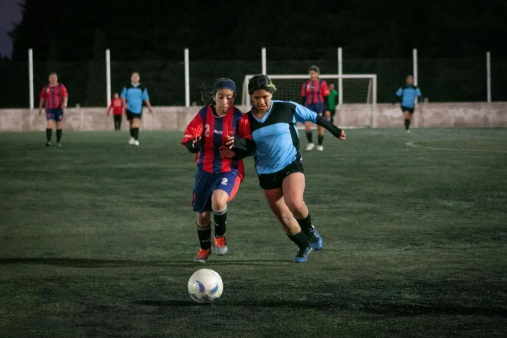 En ADeFuL las damas tuvieron fecha y preparan las selecciones