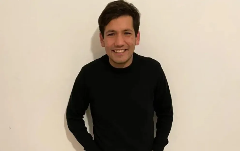 Un joven barilochense va a comentar los partidos de los equipos sudamericanos en el Mundial