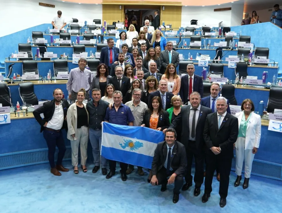 Las selecciones deportivas de Río Negro llevarán en su indumentaria el logo Malvinas