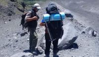 Una turista de Buenos Aires no pudo continuar subiendo el volcán Lanín y debió ser asistida