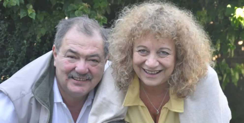 Despiden a los vecinos fallecidos en accidente vial y proponen realizar donaciones en vez de llevar arreglos florales