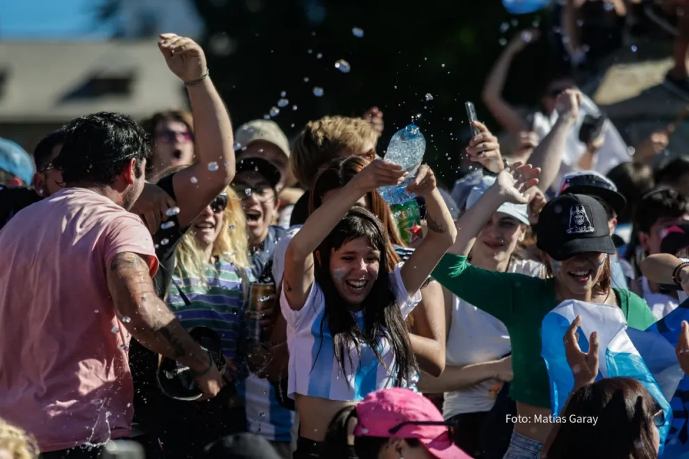 Invitan a mirar Argentina vs Polonia este miércoles en el Centro Cívico en pantalla gigante