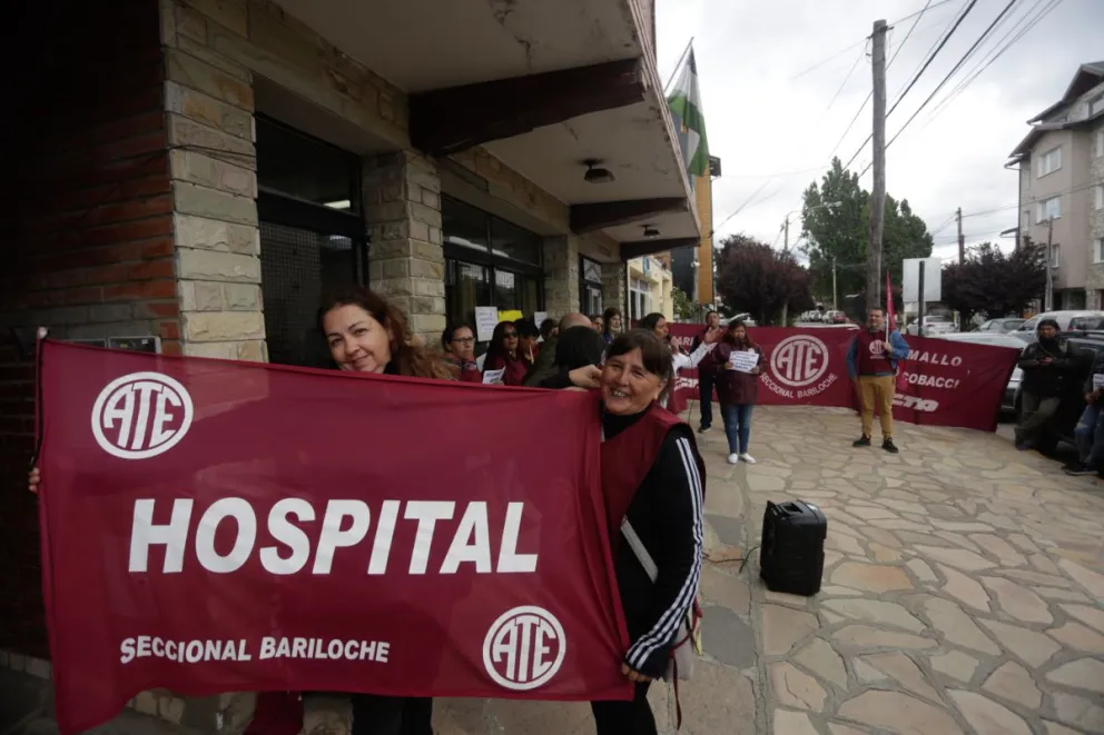 Escuelas sin clases y Centros de Salud cerrados por el paro de ATE 