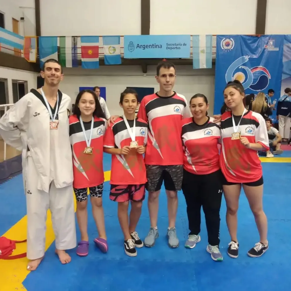 Viajaron al Nacional y trajeron varias medallas