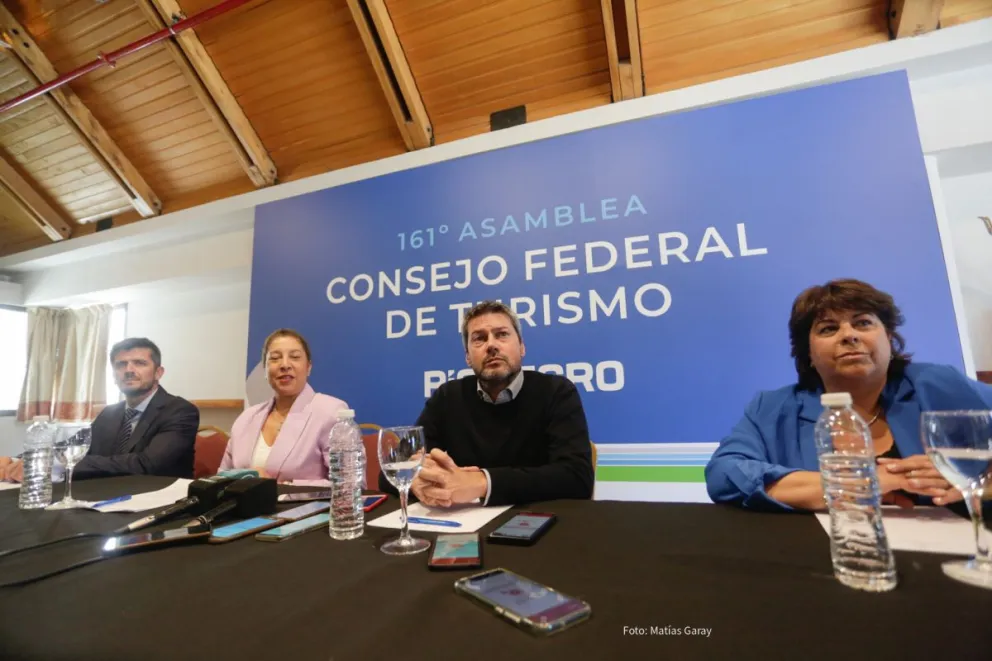 Lammens: “El mundo está hablando de Bariloche”