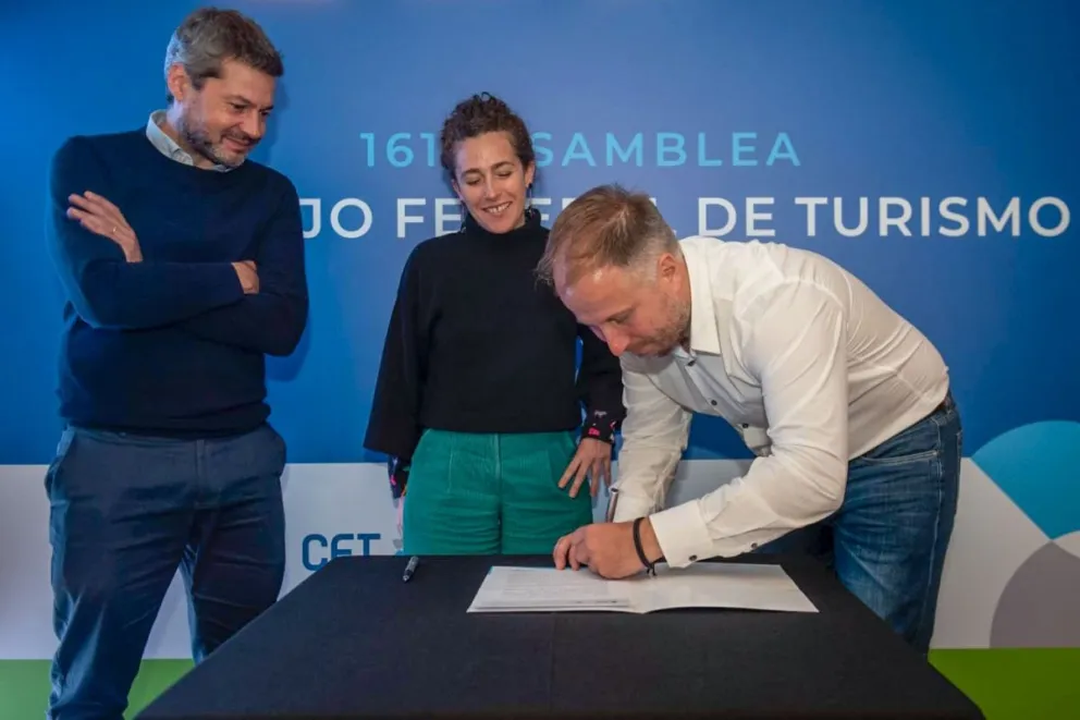 Vialidad Nacional y el Ministerio de Turismo se unen para fortalecer el impulso turístico de la ciudad