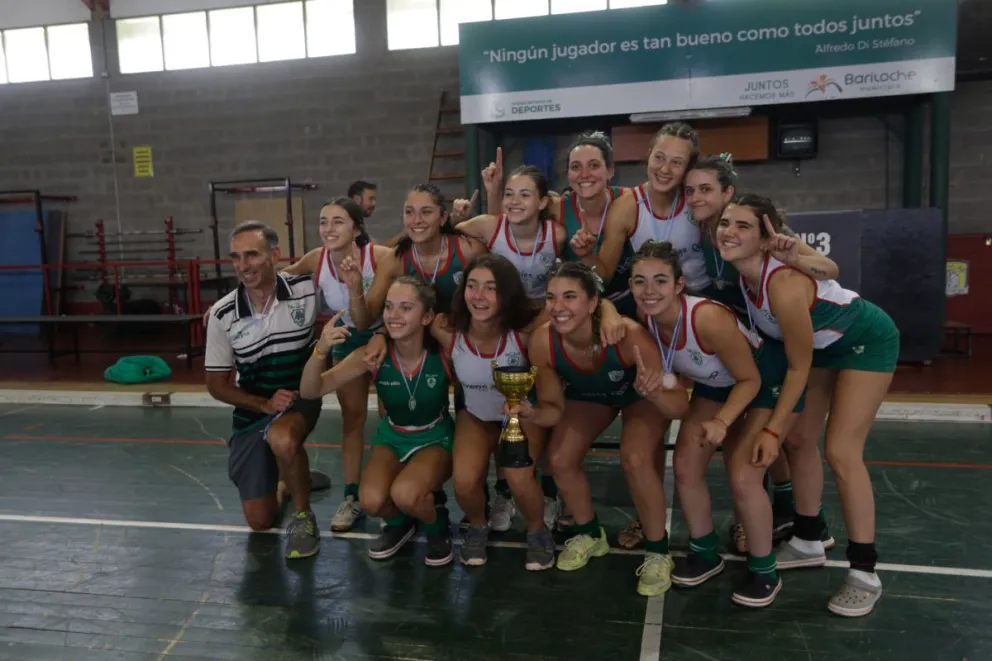 Gran cierre de hockey con el Playoff 2022