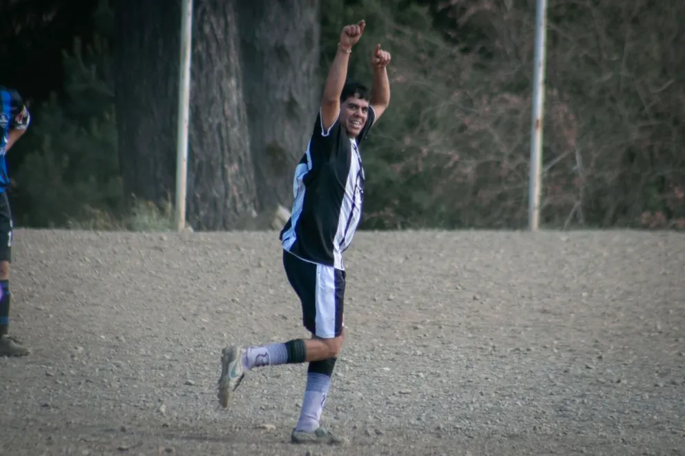 El fútbol libre sigue a toda marcha