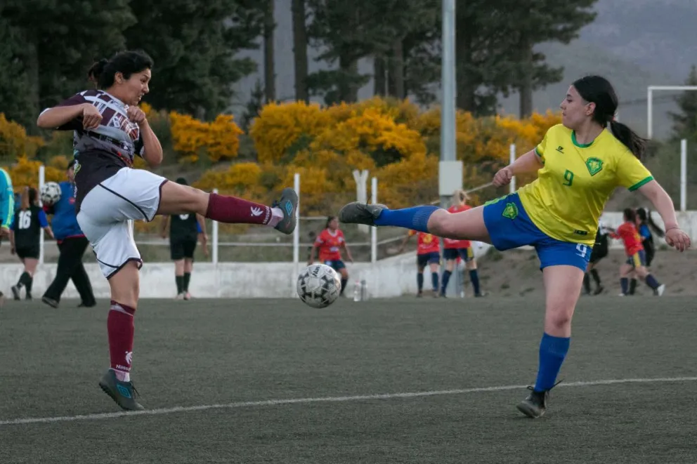 Las chicas del fútbol libre tuvieron su gran domingo
