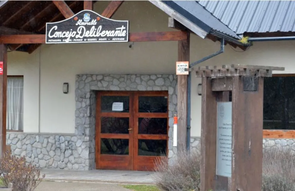 Ex funcionaria del FdT no reintegró los sueldos que le depositaron por error