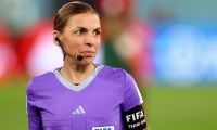 Las mujeres van ganando espacio en el arbitraje del mundo del fútbol