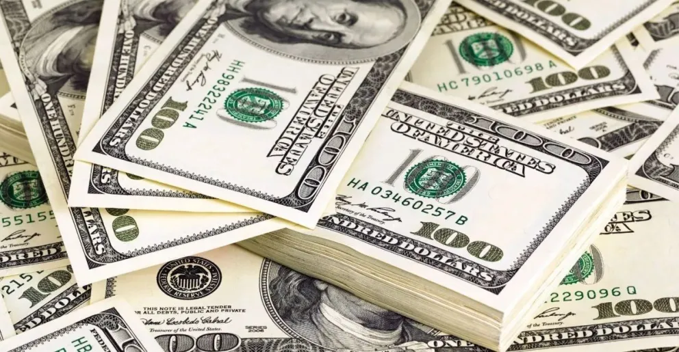 El blue sigue en baja: a cuánto cotiza la divisa internacional paralela este lunes 5 de diciembre