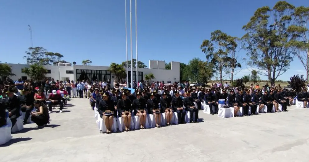 La Policía de Río Negro suma nuevos oficiales egresados