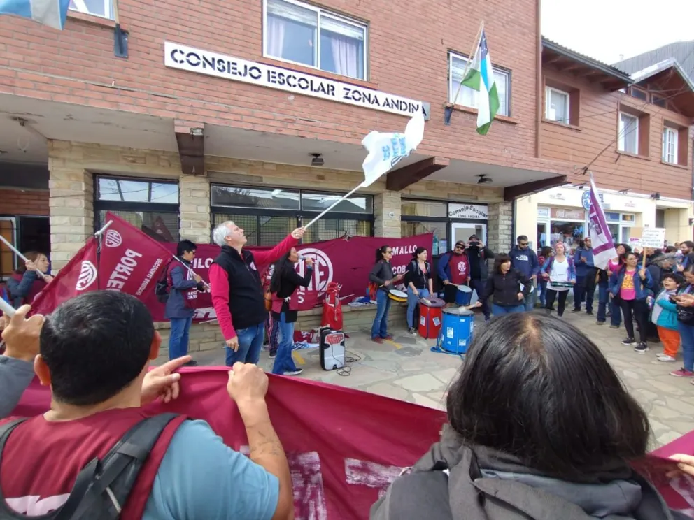 Continúa el paro y movilización por parte de ATE en toda la provincia 