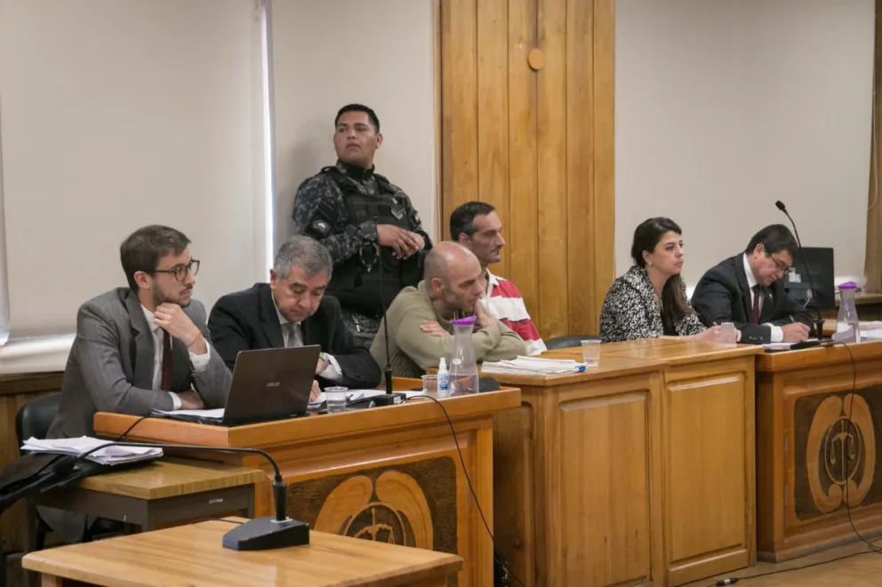No admiten tres testigos para declarar en audiencia de fijación de penas para Ravasio y Feilberg