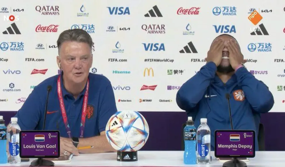 Van Gaal y Depay hablaron en la previa del choque frente a la Argentina: “Que Di María dijera eso es un lástima”