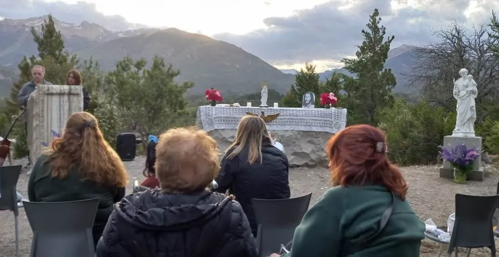 Afirman que la Virgen de las Nieves deja mensajes a través de una mujer que “habla con el cielo”