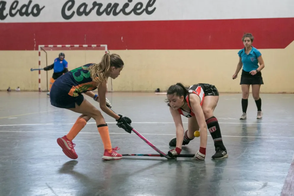 Vuelve la competencia de hockey local con una jornada de divisiones inferiores