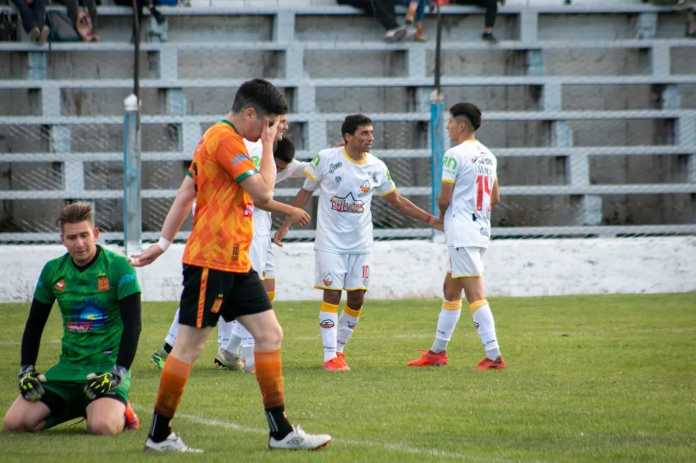 Cruz del Sur eliminó a Puerto y jugará la final con Estudiantes