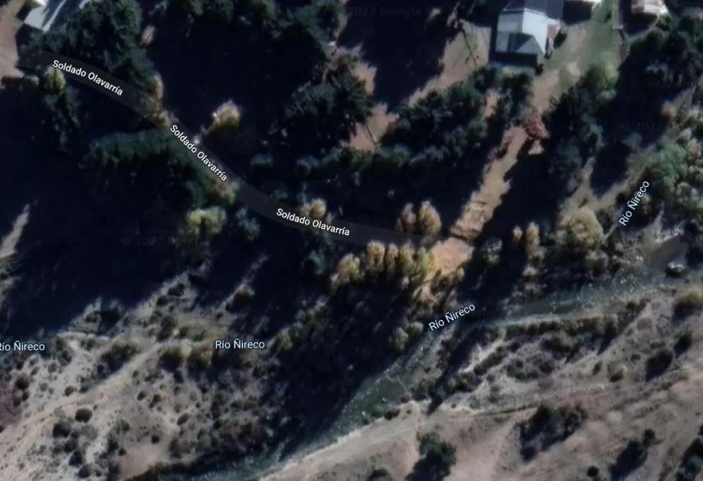 Realizan la última jornada de limpieza del año en el arroyo Ñireco