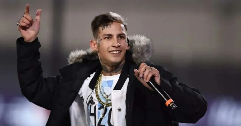 L-Gante metió polémica y reveló qué piensa cantar en su tour por Europa