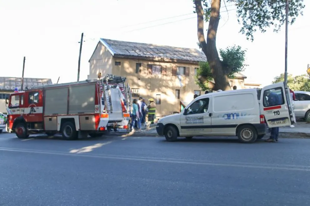 Escape de gas preocupó a vecinos de un edificio en Beschtedt y La Paz