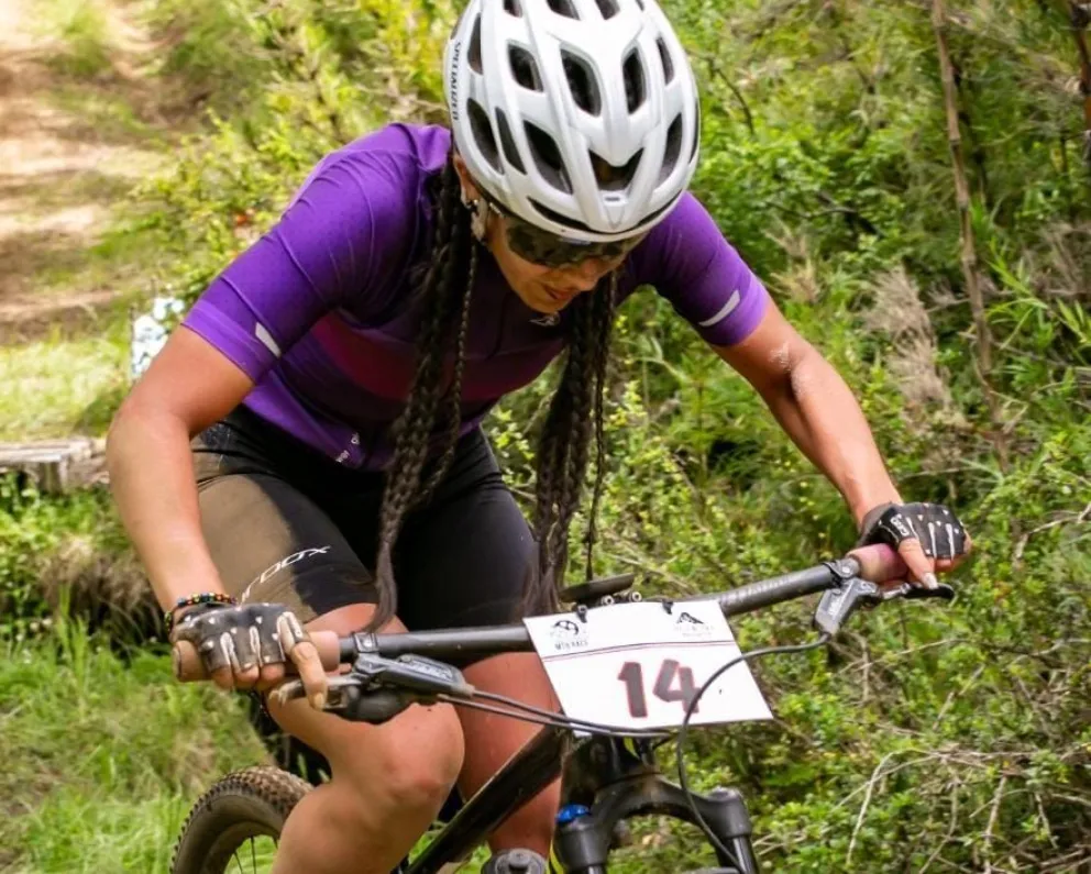 Vuelta al Cerro Leones sólo para damas