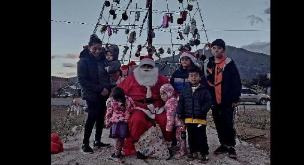 Invitan a las familias a una jornada de juegos y merienda con la presencia de Papá Noel